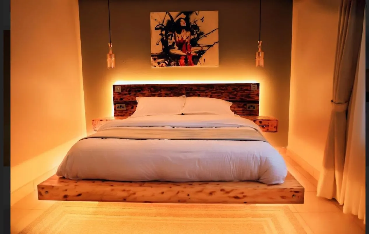 Lonartisan Residence Kampala 0*,  Uganda